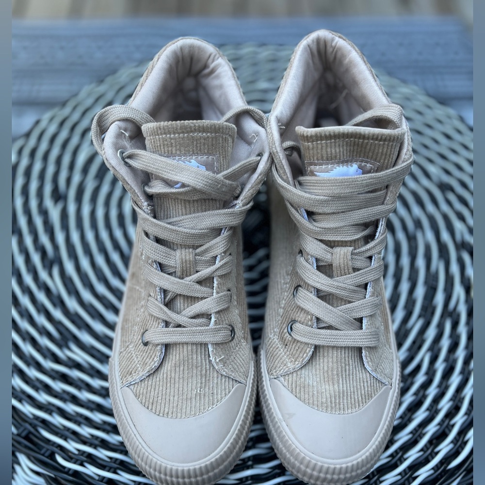 Rocket Dog Tan High-Top Sneakers